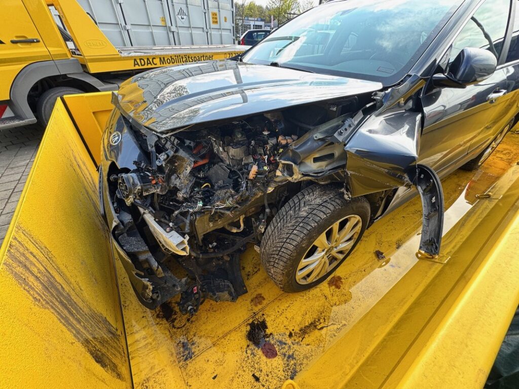 Abschleppen von E-Autos | KFZ-Meisterbetrieb Nigar Kaufbeuren